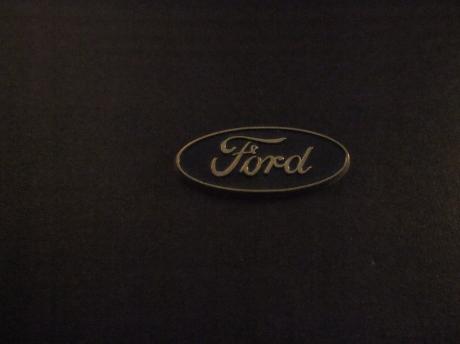 Ford logo ovaal model ( zilverkleurige letters)